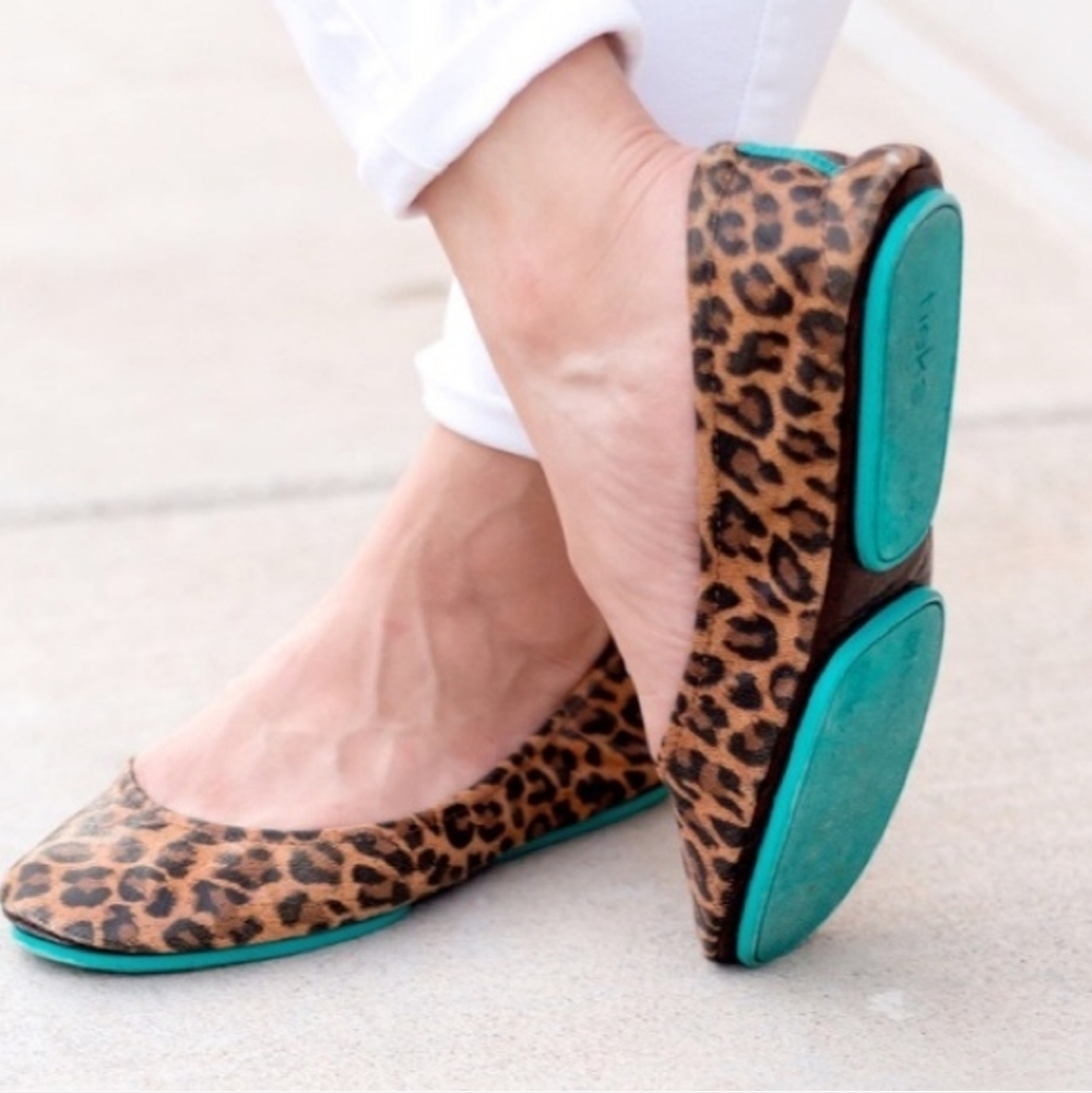 Tieks Leopard Print Flats – Women’s Size 6